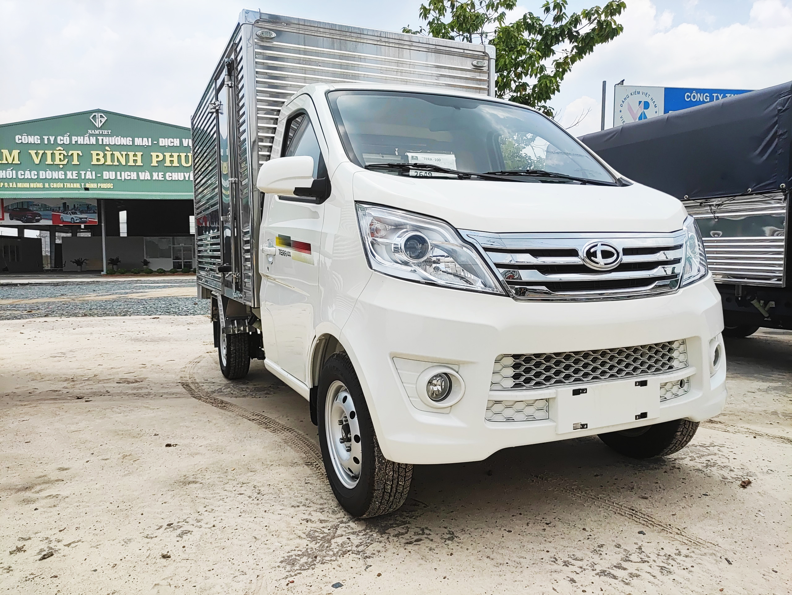 Xe Tải Teraco 100 thùng kín 990kg động cơ Mitsubishi Tech/ Deahan Motor Tổng kho miền nam 